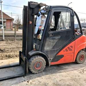 Targonca Linde, max teherbírás 2,5 tonna